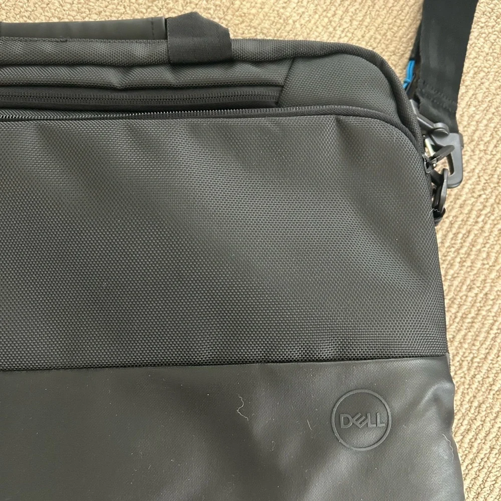 Dell Pro Briefcase / Laptop Bag in Black Like New Holds Multiple Devices